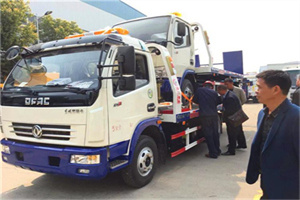 荥阳汽车道路救援拖车价格